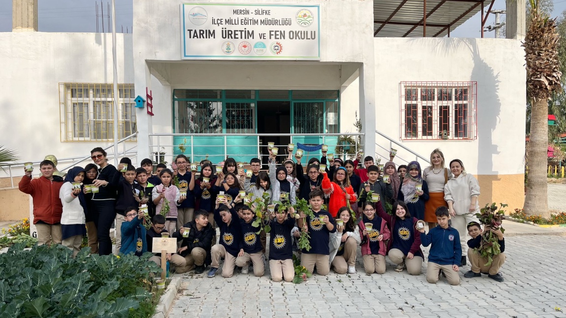 Tarım Üretim ve Fen Okulu'na Gezi Düzenledik
